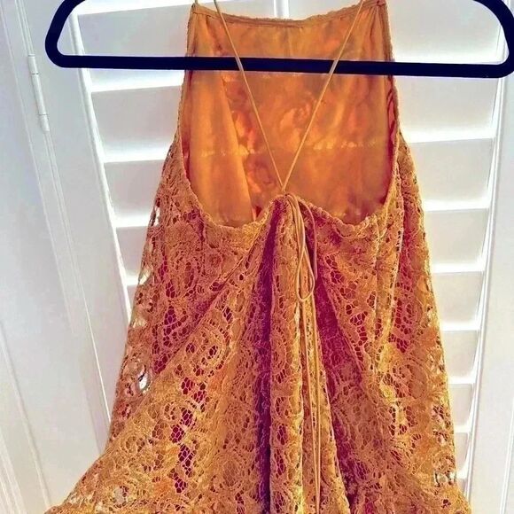 Festival dress velvet & lace. Cris cross back spaghetti straps. - Picture 3 of 7